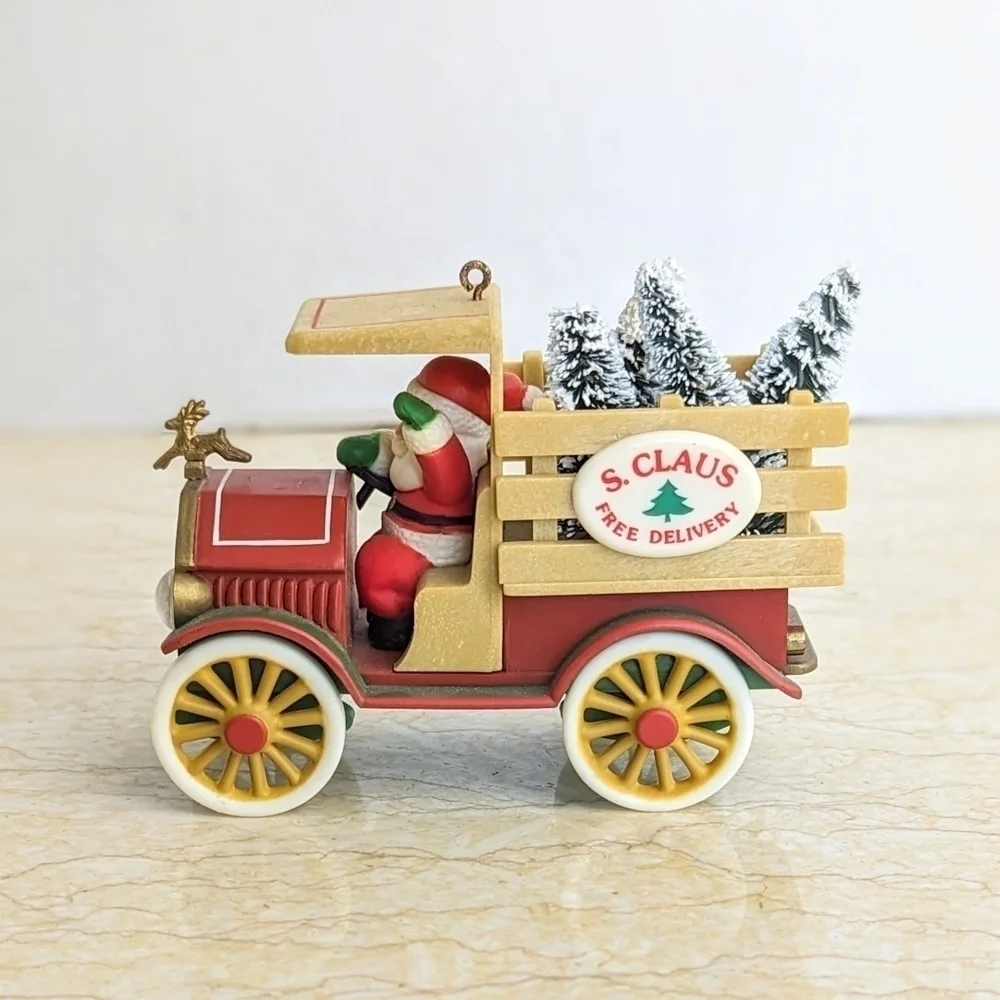 Vintage Hallmark Santa's Deliveries 1984 Collection #6 Christmas Ornament